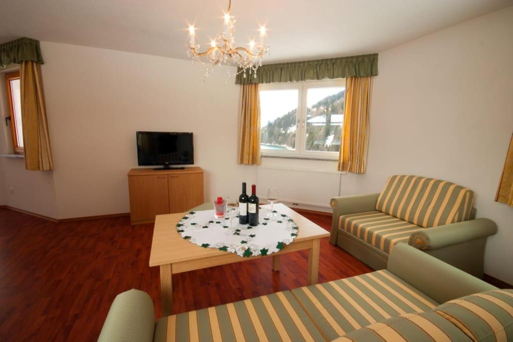 Hotel Seehof Монгуэльфо Экстерьер фото
