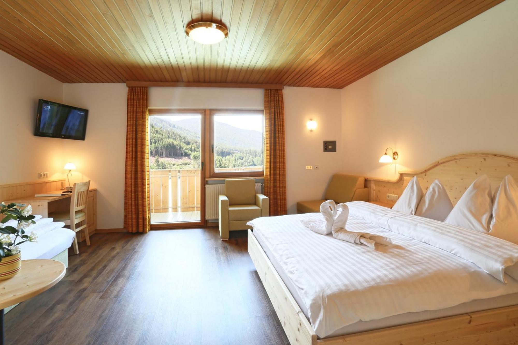 Hotel Seehof Монгуэльфо Экстерьер фото