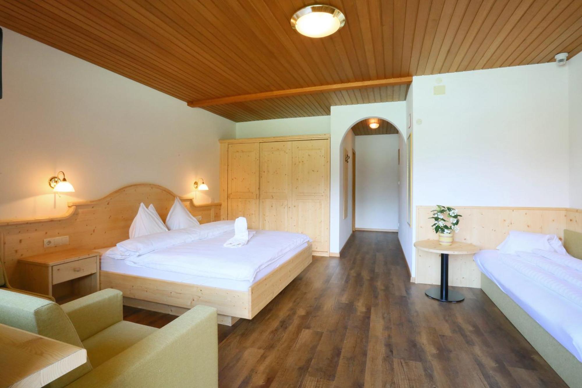 Hotel Seehof Монгуэльфо Экстерьер фото